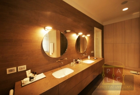 Villa Corinna m bathroom